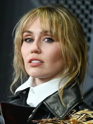 Miley Cyrus OnlyFans Leaked Free Thumbnail Picture - #N8erYfyXYt