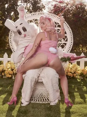 Miley Cyrus OnlyFans Leaked Free Thumbnail Picture - #NKgD2sIvGD