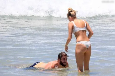 Miley Cyrus OnlyFans Leaked Free Thumbnail Picture - #NavM8TByG7