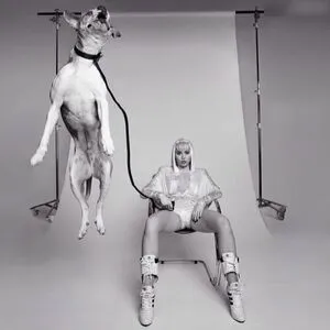 Miley Cyrus OnlyFans Leaked Free Thumbnail Picture - #NhdwleAPnZ