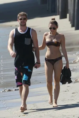 Miley Cyrus OnlyFans Leaked Free Thumbnail Picture - #O6MTvfCKVy