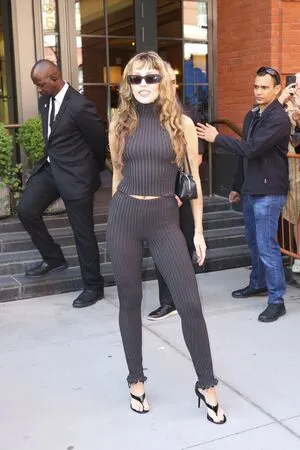 Miley Cyrus OnlyFans Leaked Free Thumbnail Picture - #O9RszD0F92