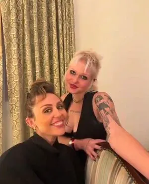 Miley Cyrus OnlyFans Leaked Free Thumbnail Picture - #OWi0XEIJzE