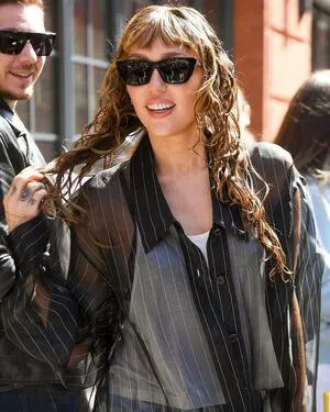 Miley Cyrus OnlyFans Leaked Free Thumbnail Picture - #P1IifHswfe