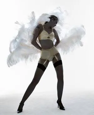 Miley Cyrus OnlyFans Leaked Free Thumbnail Picture - #PCXO0CbJ0R