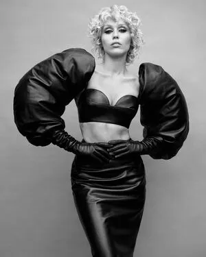 Miley Cyrus OnlyFans Leaked Free Thumbnail Picture - #PfJxnli6xt