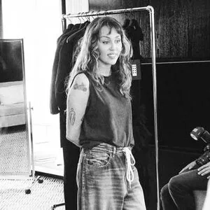 Miley Cyrus OnlyFans Leaked Free Thumbnail Picture - #Ph9gn3ypt8