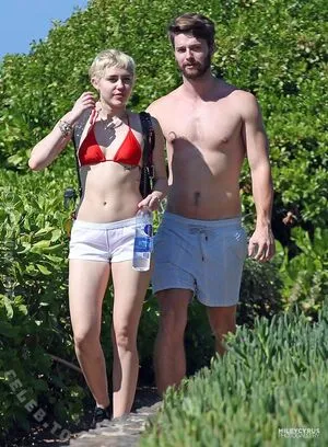 Miley Cyrus OnlyFans Leaked Free Thumbnail Picture - #QdUPv7wVCV