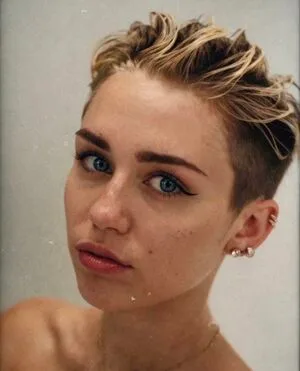Miley Cyrus OnlyFans Leaked Free Thumbnail Picture - #QkZTMZwRqX