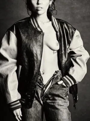 Miley Cyrus OnlyFans Leaked Free Thumbnail Picture - #Qw2bKLU6PP