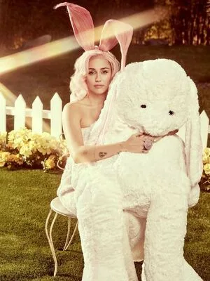 Miley Cyrus OnlyFans Leaked Free Thumbnail Picture - #RTFkygeVrh