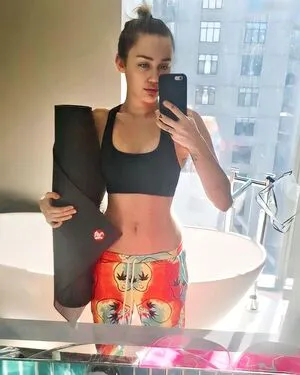 Miley Cyrus OnlyFans Leaked Free Thumbnail Picture - #SG67a5oK2B