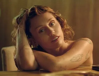 Miley Cyrus OnlyFans Leaked Free Thumbnail Picture - #TkiVOyl882
