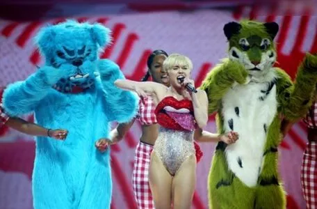 Miley Cyrus OnlyFans Leaked Free Thumbnail Picture - #UACYRbHaHh