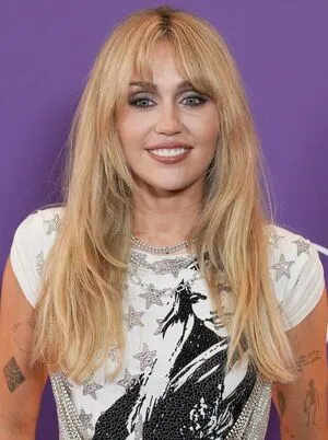 Miley Cyrus OnlyFans Leaked Free Thumbnail Picture - #UElwlhmOje