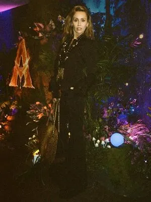 Miley Cyrus OnlyFans Leaked Free Thumbnail Picture - #UwxfijR1H0