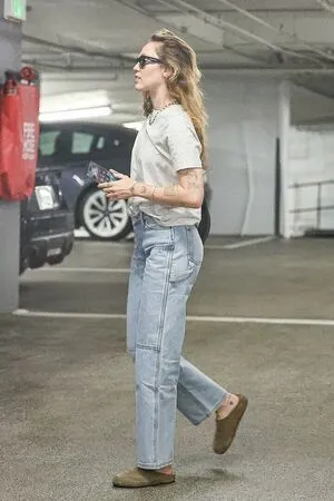 Miley Cyrus OnlyFans Leaked Free Thumbnail Picture - #X3TaZgu19P