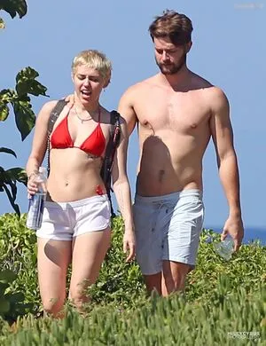 Miley Cyrus OnlyFans Leaked Free Thumbnail Picture - #XcTAHKBlp9