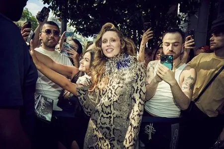 Miley Cyrus OnlyFans Leaked Free Thumbnail Picture - #YnyIS4AZAO