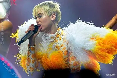 Miley Cyrus OnlyFans Leaked Free Thumbnail Picture - #ZFUaKQkiyh