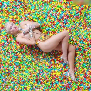 Miley Cyrus OnlyFans Leaked Free Thumbnail Picture - #a7g2gOT0iy