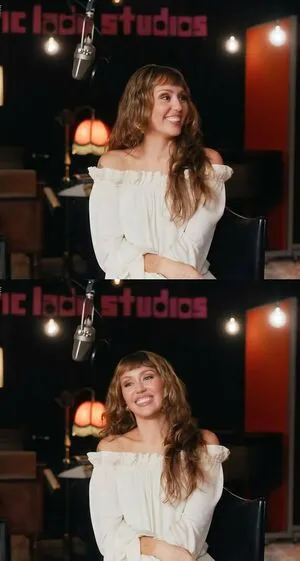 Miley Cyrus OnlyFans Leaked Free Thumbnail Picture - #c0vlweINBM