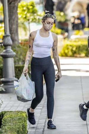 Miley Cyrus OnlyFans Leaked Free Thumbnail Picture - #ef8lQncRNH