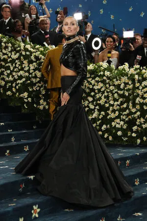 Miley Cyrus OnlyFans Leaked Free Thumbnail Picture - #ej9rtdstHe
