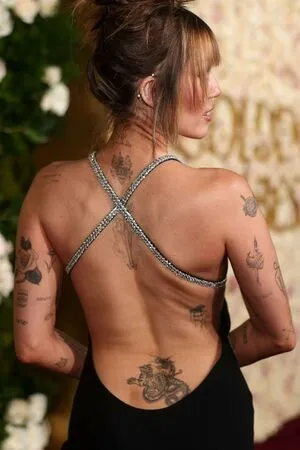 Miley Cyrus OnlyFans Leaked Free Thumbnail Picture - #exzzTASAsH