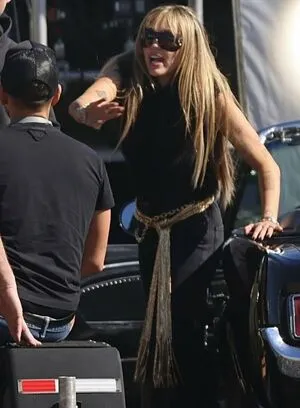 Miley Cyrus OnlyFans Leaked Free Thumbnail Picture - #fFBT8a0aAh