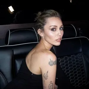 Miley Cyrus OnlyFans Leaked Free Thumbnail Picture - #fFxHtfxEKP