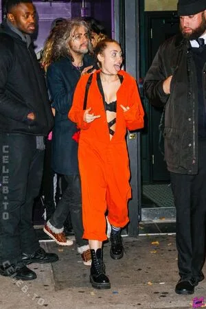 Miley Cyrus OnlyFans Leaked Free Thumbnail Picture - #i61iVoCTil