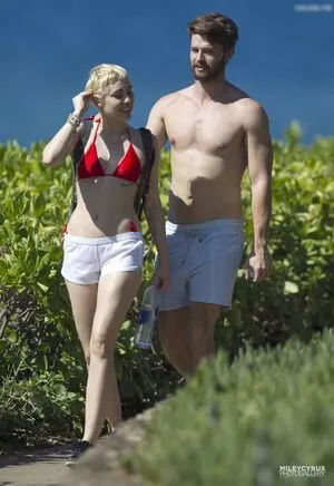 Miley Cyrus OnlyFans Leaked Free Thumbnail Picture - #icTtBkKntj