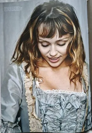 Miley Cyrus OnlyFans Leaked Free Thumbnail Picture - #jc927gUrB1