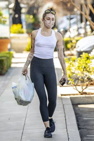 Miley Cyrus OnlyFans Leaked Free Thumbnail Picture - #jeo5iD1aGF