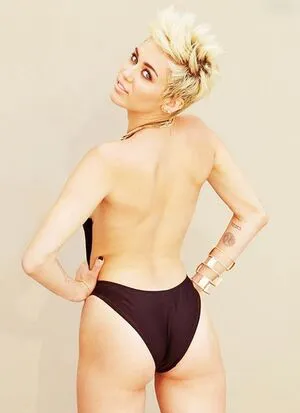 Miley Cyrus OnlyFans Leaked Free Thumbnail Picture - #jwQzATFe1R