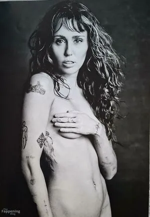 Miley Cyrus OnlyFans Leaked Free Thumbnail Picture - #ktjloNbYwI