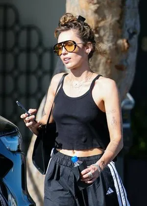Miley Cyrus OnlyFans Leaked Free Thumbnail Picture - #lXkoOTb7eD