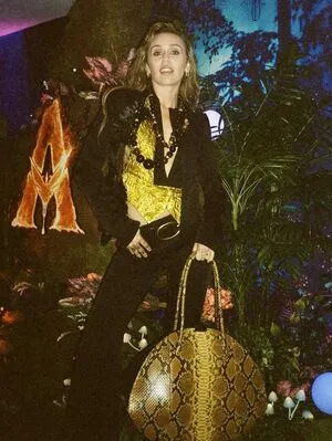 Miley Cyrus OnlyFans Leaked Free Thumbnail Picture - #lkAd2LkZBY