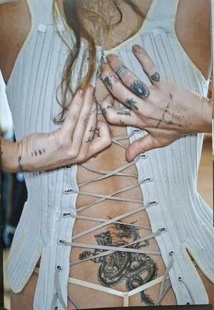 Miley Cyrus OnlyFans Leaked Free Thumbnail Picture - #mUTnXKJpCH