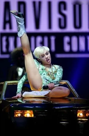 Miley Cyrus OnlyFans Leaked Free Thumbnail Picture - #ndRy9Re7RB