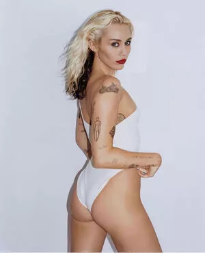 Miley Cyrus OnlyFans Leaked Free Thumbnail Picture - #oJNZrcI9L8