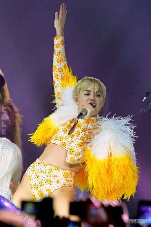 Miley Cyrus OnlyFans Leaked Free Thumbnail Picture - #okZIYSJFGH