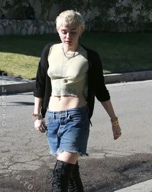 Miley Cyrus OnlyFans Leaked Free Thumbnail Picture - #qA6TDJw1W6