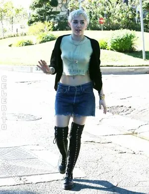 Miley Cyrus OnlyFans Leaked Free Thumbnail Picture - #qWL56abKvj