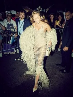 Miley Cyrus OnlyFans Leaked Free Thumbnail Picture - #qoJePp752F