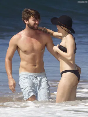 Miley Cyrus OnlyFans Leaked Free Thumbnail Picture - #rGvaUca0Y4