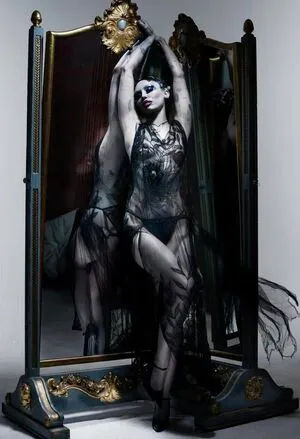 Miley Cyrus OnlyFans Leaked Free Thumbnail Picture - #sE77gVpF41