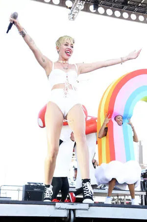 Miley Cyrus OnlyFans Leaked Free Thumbnail Picture - #sFp5aLBjdD