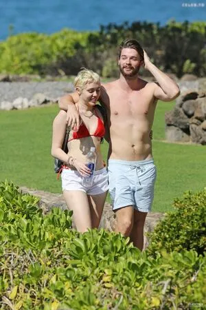 Miley Cyrus OnlyFans Leaked Free Thumbnail Picture - #sLIE8Y6Fyy
